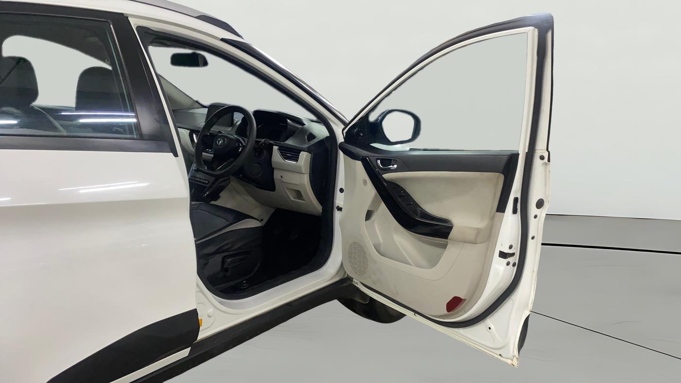 2022 Tata NEXON XZ PLUS (HS) PETROL, Petrol, Manual, 41,450 km, RHS Front Door