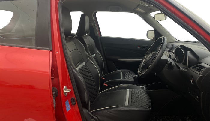2023 Maruti Swift ZXI, Petrol, Manual, 36,436 km, Right Side Front Door Cabin