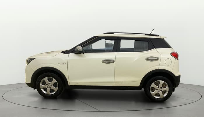 2022 Mahindra XUV300 W8 (O) 1.2 PETROL AMT, Petrol, Automatic, 80,718 km, Left Side