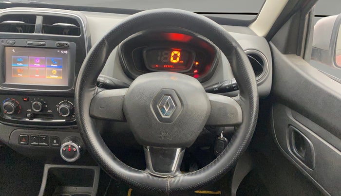 2017 Renault Kwid RXT 1.0 AMT, Petrol, Automatic, 82,539 km, Steering Wheel Close Up