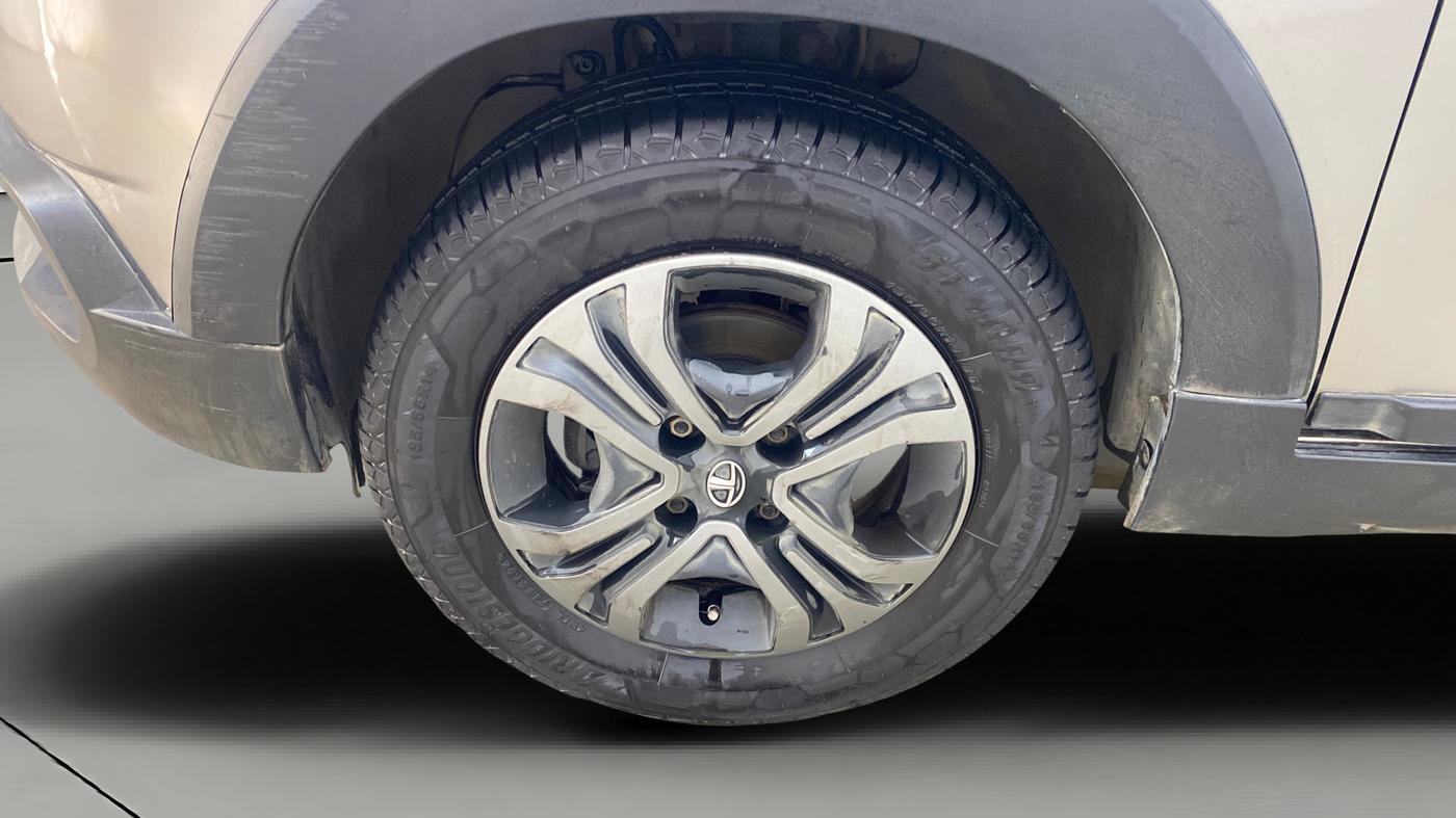 2018 Tata TIAGO NRG PETROL, Petrol, Manual, 41,181 km, Left Front Wheel