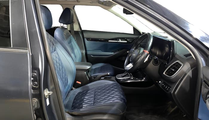 2021 KIA SELTOS X LINE 1.4 PETROL DCT, Petrol, Automatic, 47,881 km, Right Side Front Door Cabin