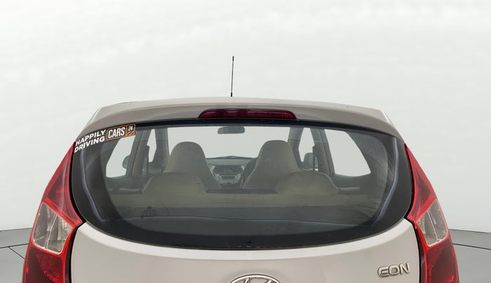 2018 Hyundai Eon SPORTZ, Petrol, Manual, 1,15,605 km, Rear Windshield