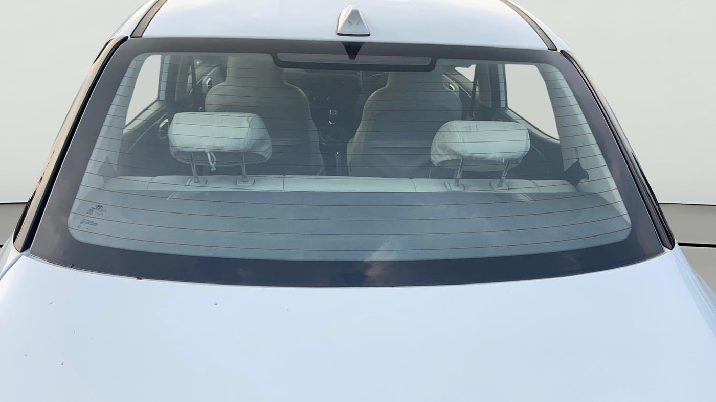 2020 Hyundai AURA SX 1.2, CNG, Manual, 55,457 km, Rear Windshield
