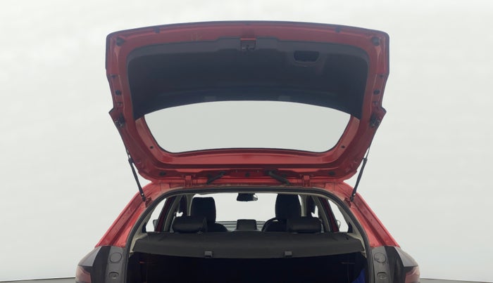 2022 Tata ALTROZ XZA PLUS, Petrol, Automatic, 24,918 km, Boot Door Open