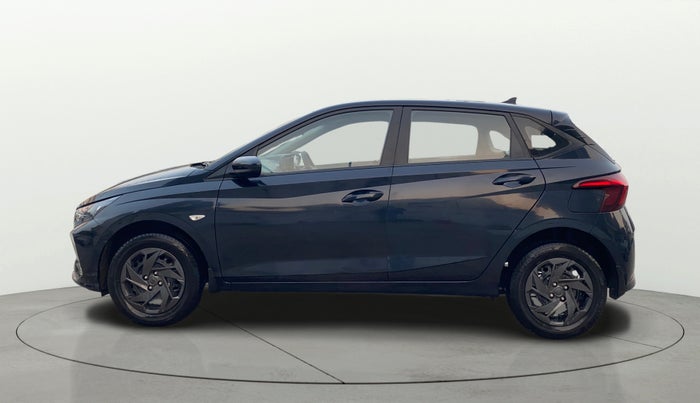 2023 Hyundai NEW I20 MAGNA 1.2 MT, Petrol, Manual, 39,296 km, Left Side