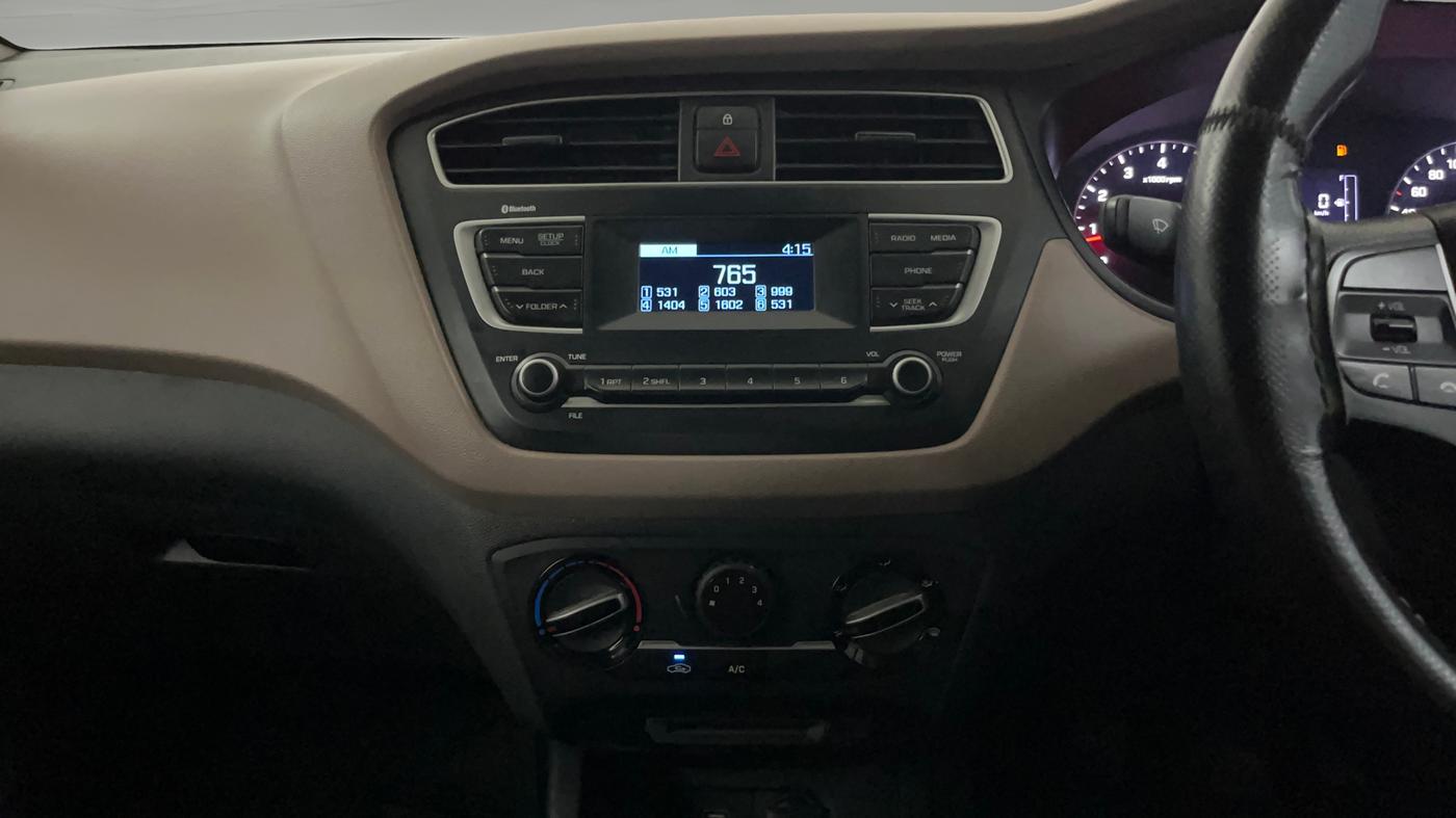 2020 Hyundai Elite i20 MAGNA PLUS 1.2, Petrol, Manual, 24,894 km, Air Conditioner