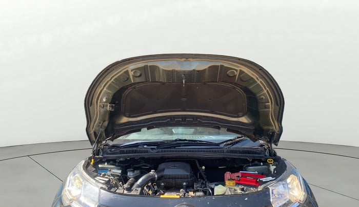 2022 Tata NEXON XMA SUNROOF PETROL, Petrol, Automatic, 17,562 km, Open Bonet