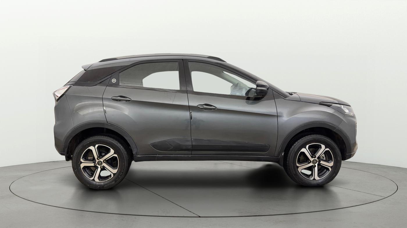 2023 Tata NEXON XZA PLUS PETROL, Petrol, Automatic, 33,718 km, Right Side View