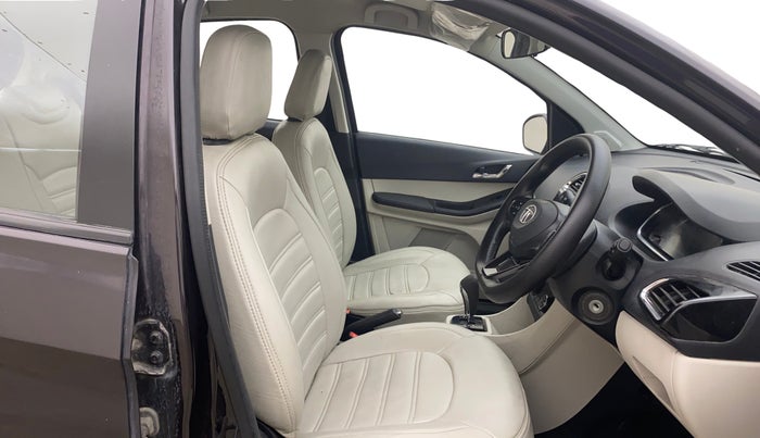 2023 Tata Tiago XZA PLUS PETROL, Petrol, Automatic, 30,825 km, Right Side Front Door Cabin