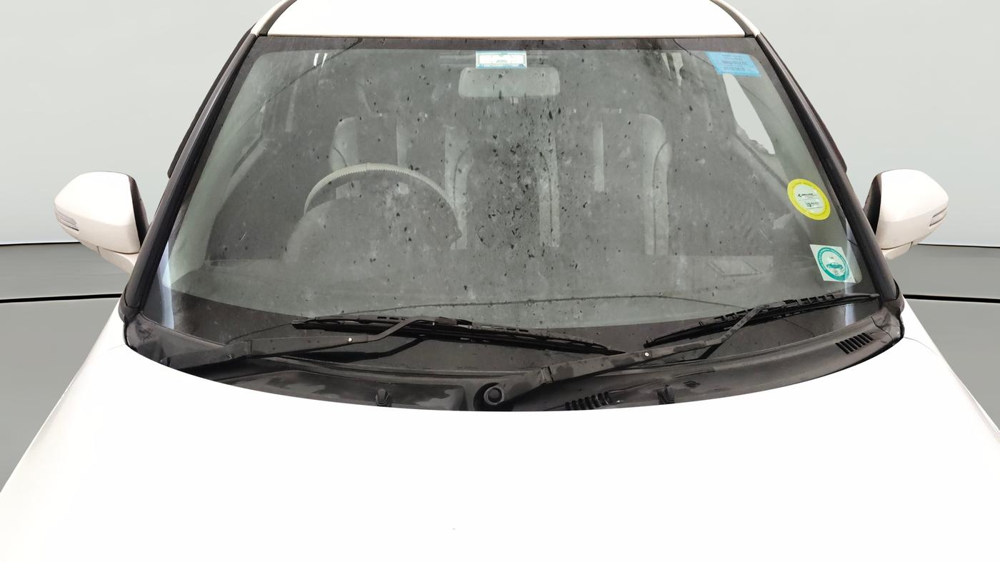 2013 Maruti Swift VXI, Petrol, Manual, 72,244 km, Front Windshield