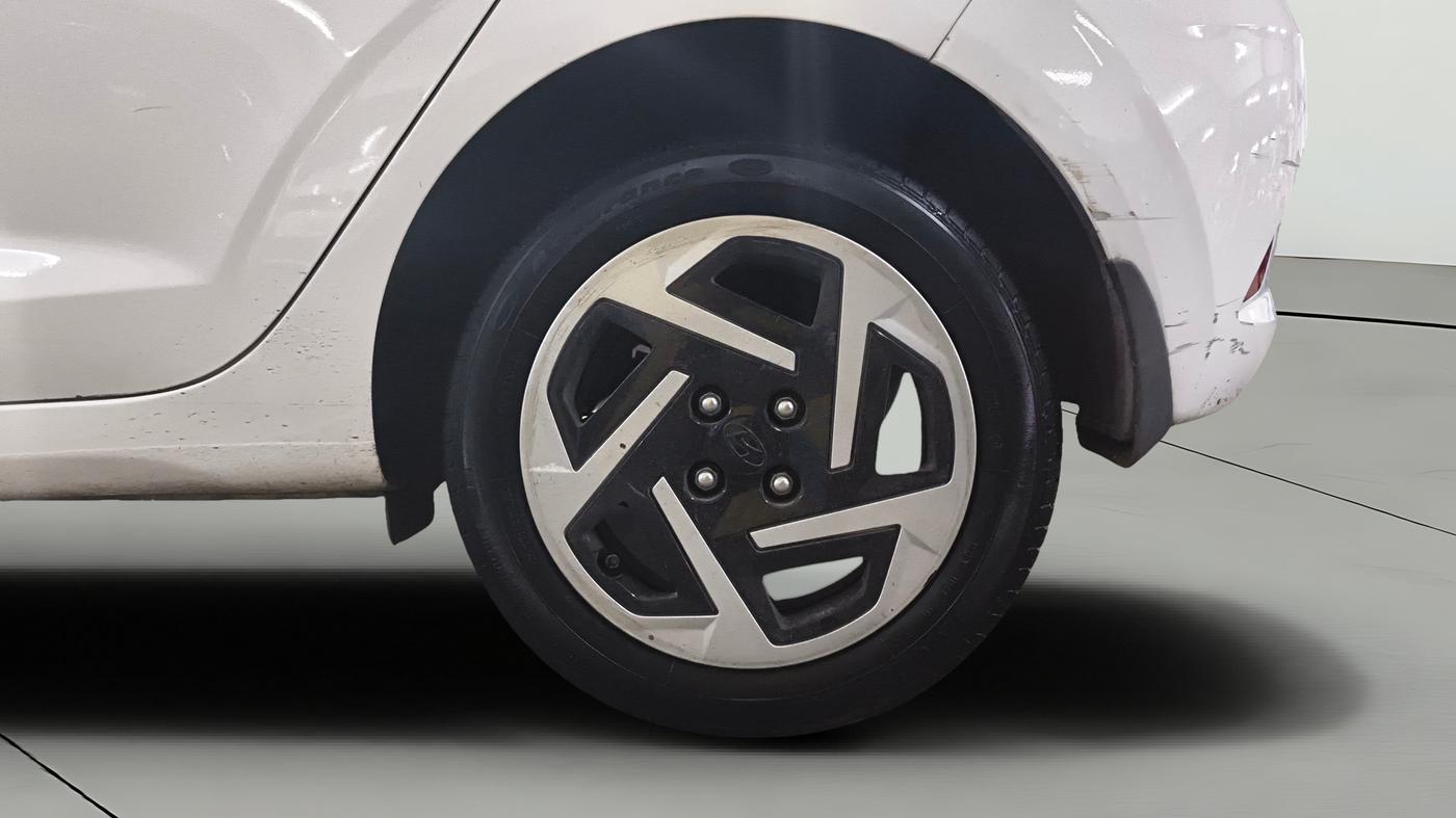 2025 Hyundai GRAND I10 NIOS SPORTZ AMT 1.2 KAPPA VTVT, Petrol, Automatic, 5,223 km, Left Rear Wheel