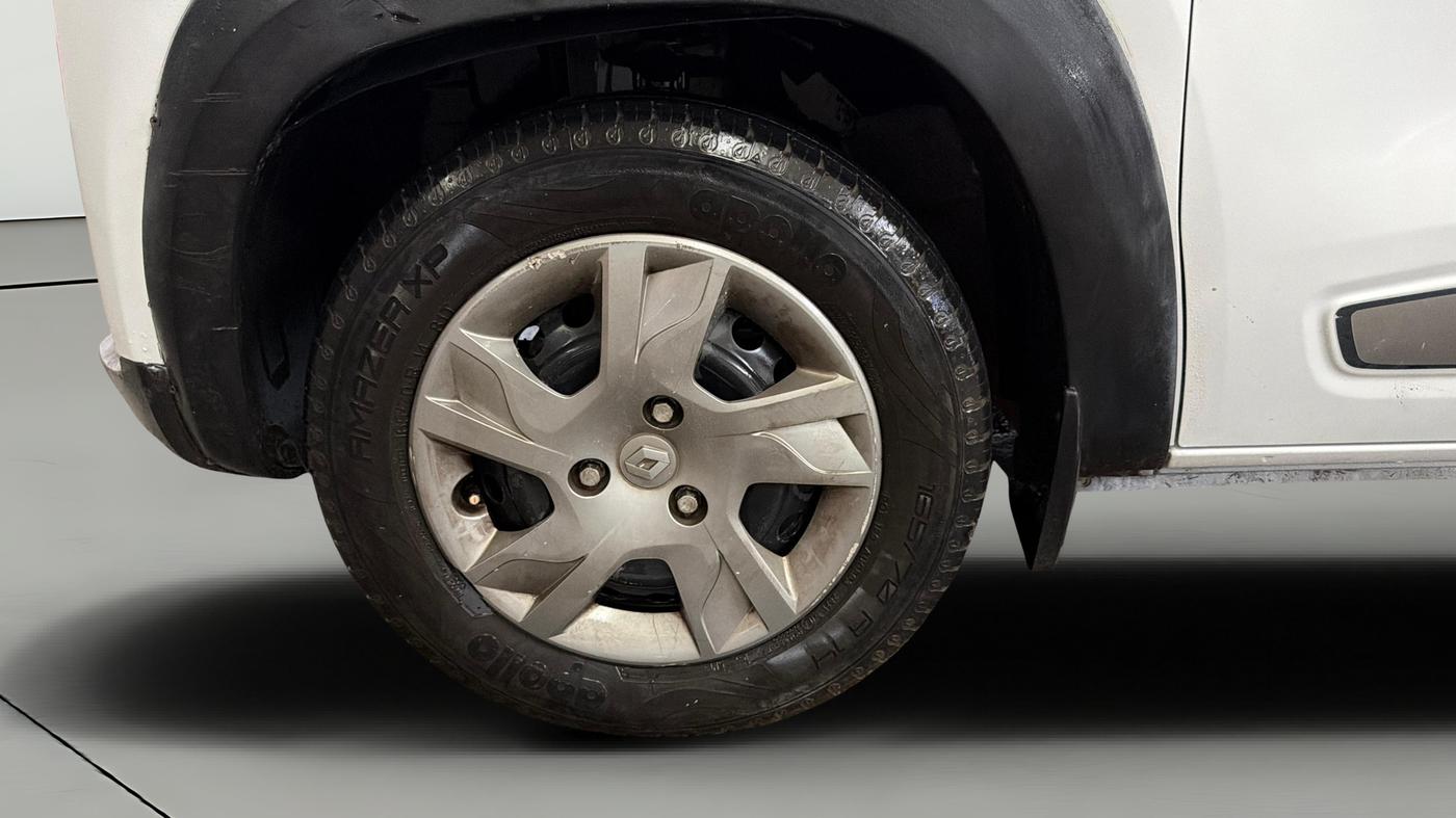 2021 Renault Kwid RXT 1.0 (O), Petrol, Manual, 69,758 km, Left Front Wheel