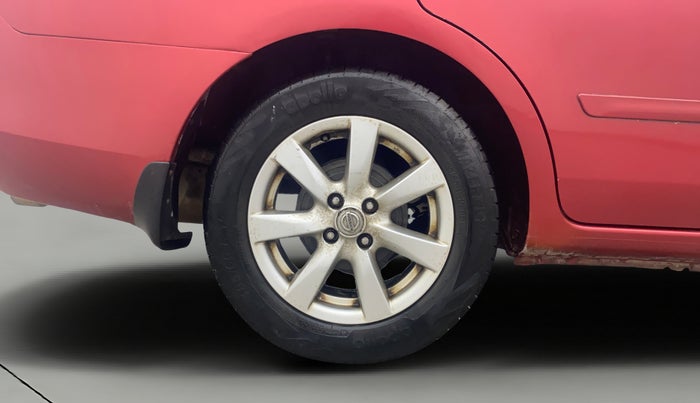 2013 Nissan Sunny XV DIESEL, Diesel, Manual, 1,20,954 km, Right Rear Wheel