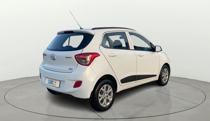 2015 Hyundai Grand i10 SPORTZ 1.2 KAPPA VTVT, Petrol, Manual, 78,822 km, Right Back Diagonal
