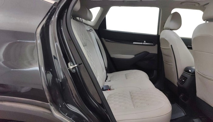2023 KIA SELTOS HTX 1.5 DIESEL IMT, Diesel, Manual, 59,919 km, Right Side Rear Door Cabin