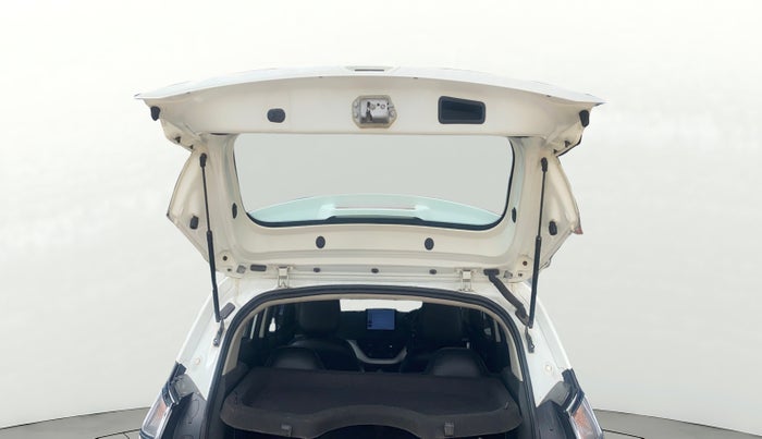 2019 Tata NEXON XM PETROL, CNG, Manual, 51,195 km, Boot Door Open