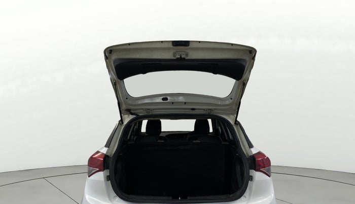 2016 Hyundai Elite i20 MAGNA 1.2, Petrol, Manual, 51,407 km, Boot Door Open