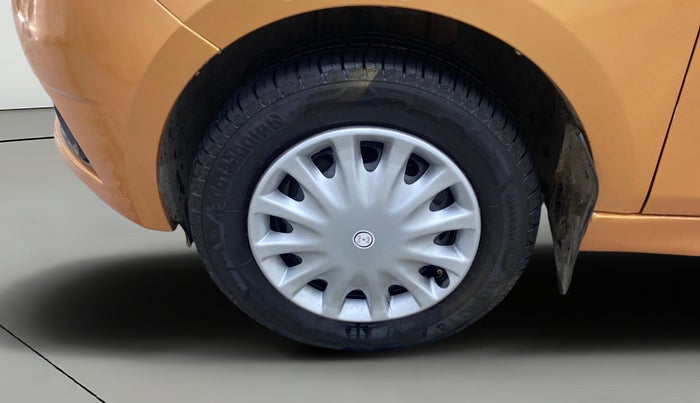 2018 Tata Tiago XT PETROL, Petrol, Manual, 63,565 km, Left Front Wheel