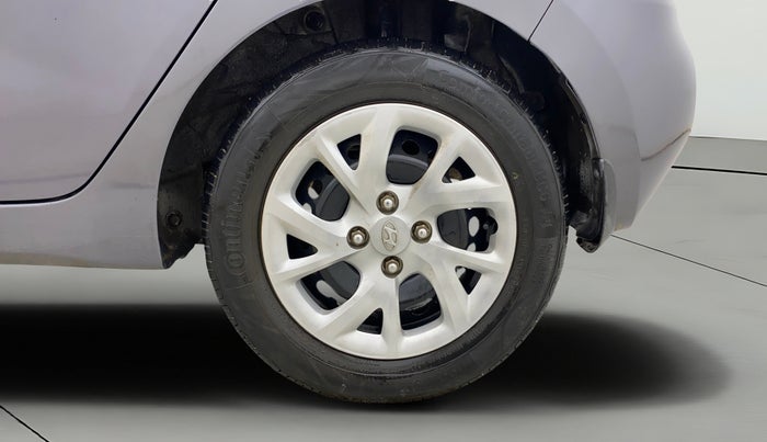 2017 Hyundai Grand i10 MAGNA 1.2 KAPPA VTVT, CNG, Manual, 73,177 km, Left Rear Wheel