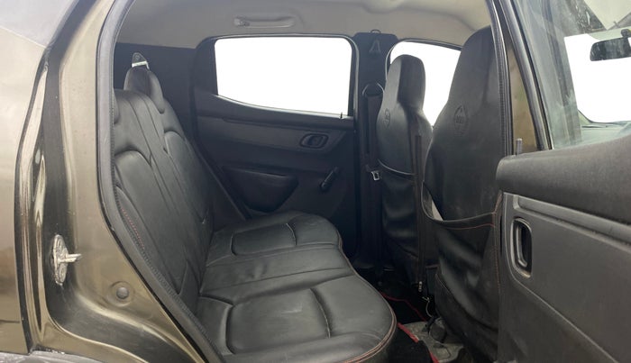 2016 Renault Kwid RXT 1.0 AMT, Petrol, Automatic, 45,705 km, Right Side Rear Door Cabin