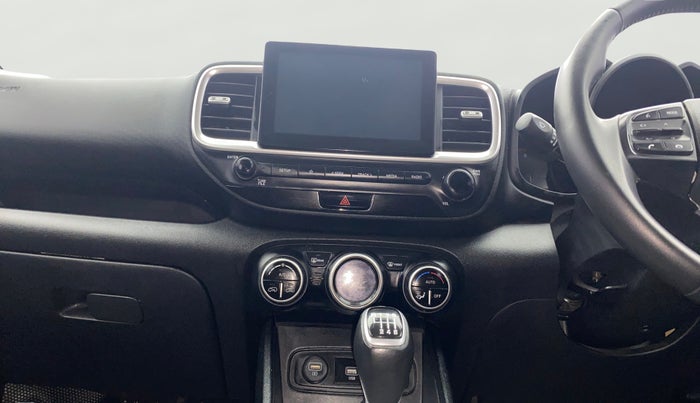 2019 Hyundai VENUE SX 1.0 TURBO, Petrol, Manual, 63,145 km, Air Conditioner