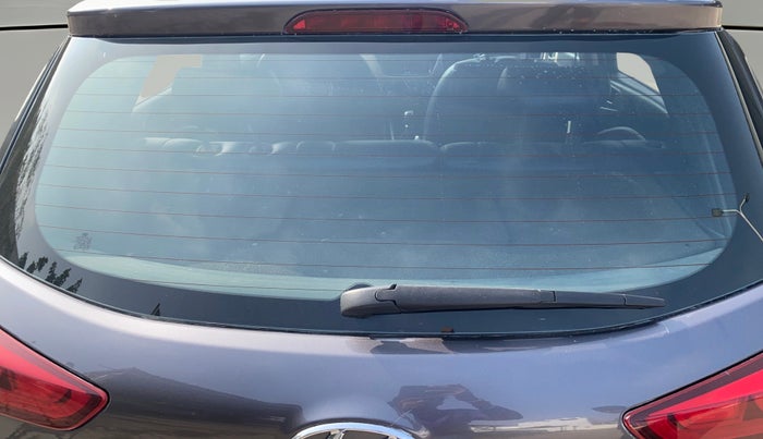 2017 Hyundai Elite i20 ASTA 1.2 (O), Petrol, Manual, 93,604 km, Rear Windshield