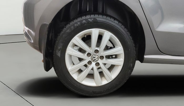 2013 Volkswagen Polo HIGHLINE1.2L, Petrol, Manual, 90,116 km, Right Rear Wheel