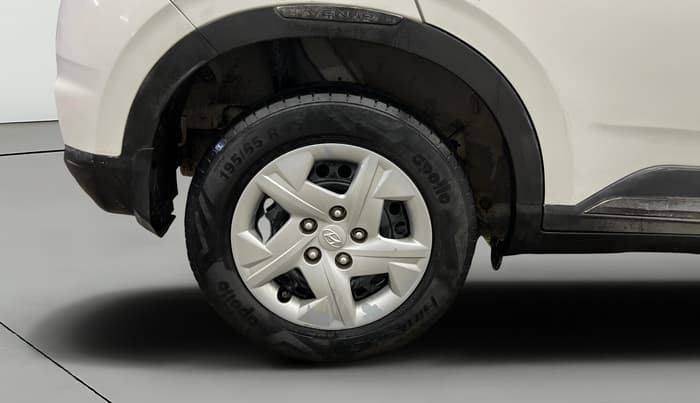 2021 Hyundai VENUE S 1.2, Petrol, Manual, 36,784 km, Right Rear Wheel