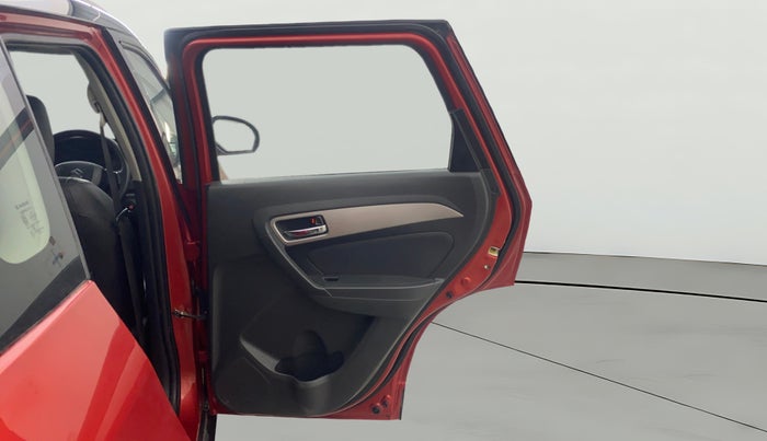 2016 Maruti Vitara Brezza ZDI PLUS DUAL TONE, Diesel, Manual, 36,733 km, RHS Rear Door