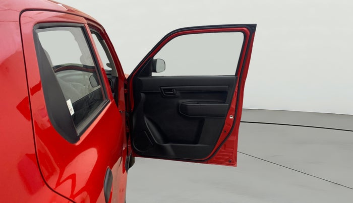 2022 Maruti S PRESSO VXI (O), Petrol, Manual, 2,211 km, RHS Front Door