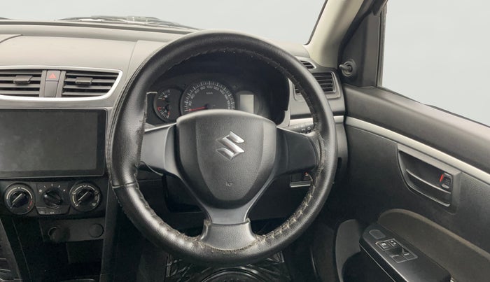 2015 Maruti Swift LXI (O), Petrol, Manual, 25,364 km, Steering Wheel Close Up