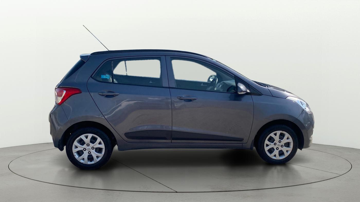 2016 Hyundai Grand i10 SPORTZ 1.2 KAPPA VTVT, Petrol, Manual, 67,029 km, Right Side View