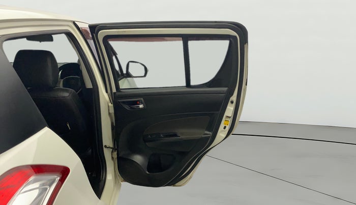 2014 Maruti Swift VXI, Petrol, Manual, 37,134 km, RHS Rear Door