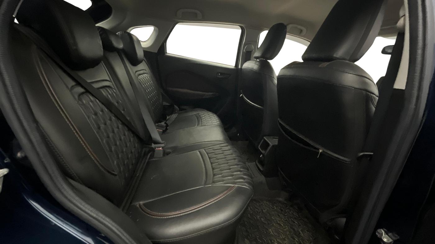2023 Maruti FRONX DELTA PLUS 1.2L AGS, Petrol, Automatic, 29,042 km, Right Side Rear Door Cabin