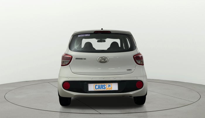 2017 Hyundai Grand i10 MAGNA 1.2 KAPPA VTVT, Petrol, Manual, 66,456 km, Back/Rear