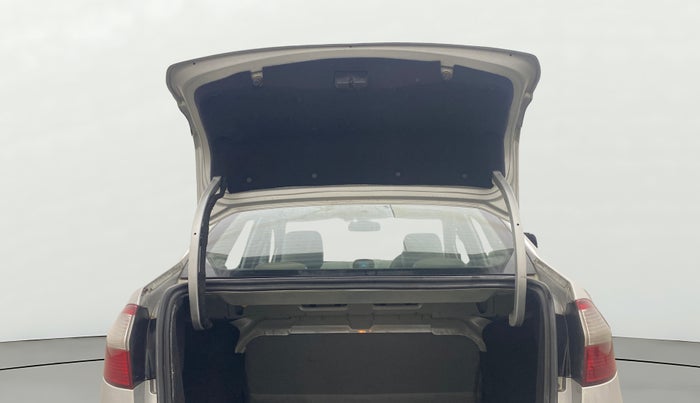 2015 Ford Fiesta TITANIUM DIESEL, Diesel, Manual, 1,35,590 km, Boot Door Open