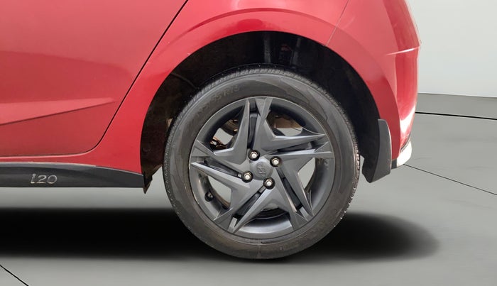 2022 Hyundai NEW I20 SPORTZ 1.2 MT, Petrol, Manual, 16,877 km, Left Rear Wheel