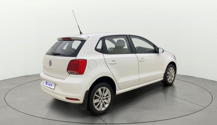 2017 Volkswagen Polo HIGHLINE1.2L, Petrol, Manual, 86,066 km, Right Back Diagonal