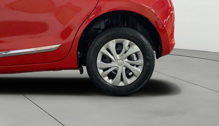 2018 Maruti Swift VXI, Petrol, Manual, 37,239 km, Left Rear Wheel