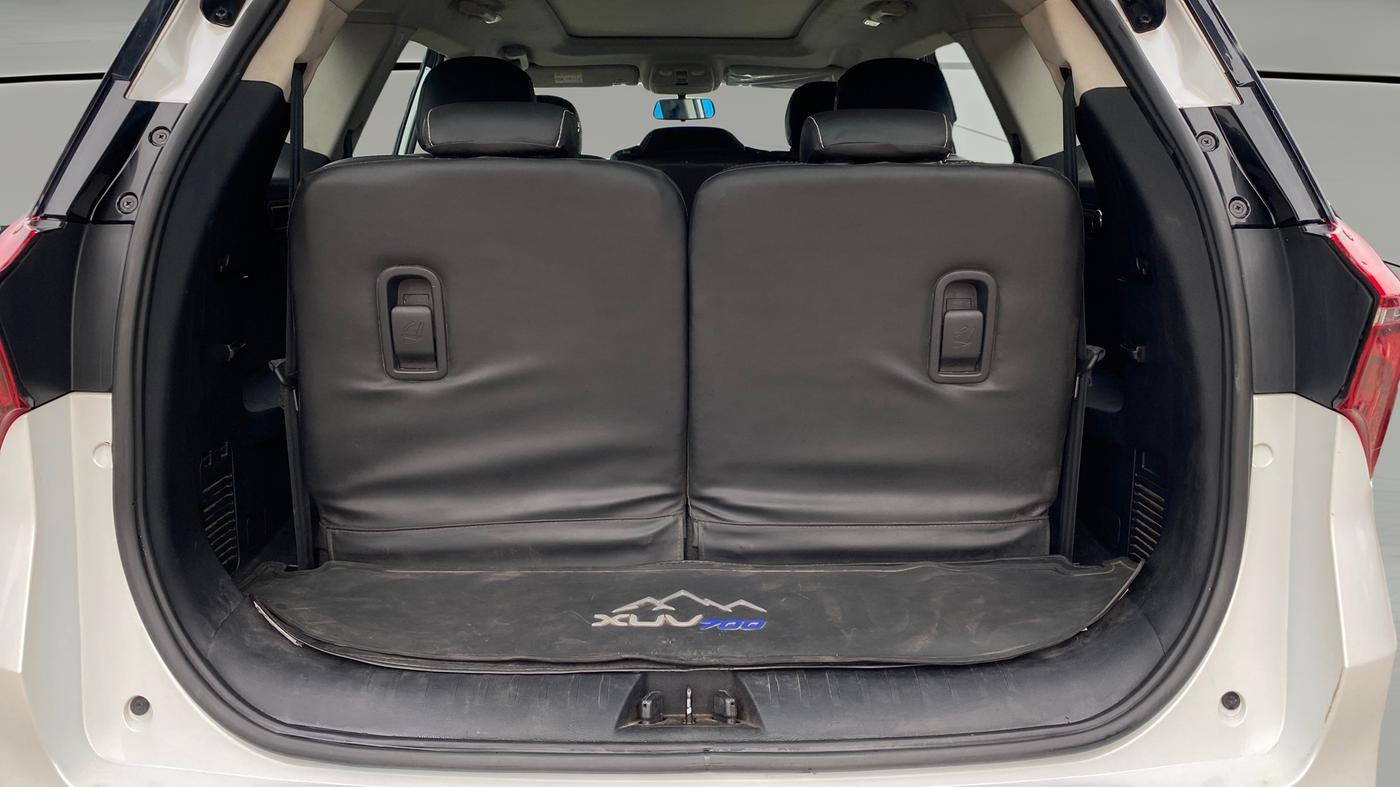 2022 Mahindra XUV700 AX 5 P MT 7 STR, Petrol, Manual, 39,441 km, Boot Open Zoomed View