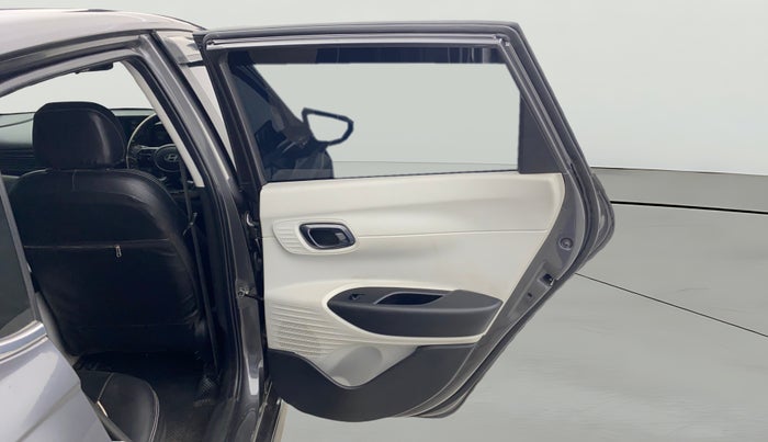 2023 Hyundai NEW I20 SPORTZ 1.2 MT, Petrol, Manual, 27,352 km, RHS Rear Door