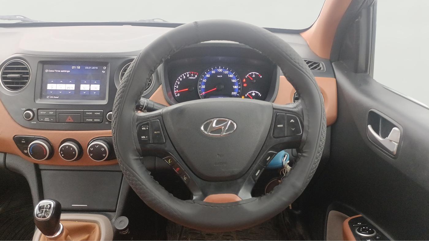 2019 Hyundai Xcent SX 1.2, CNG, Manual, 1,11,588 km, Steering Wheel Close Up