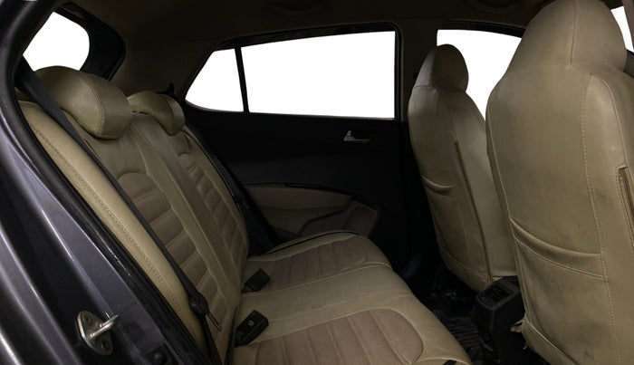 2016 Hyundai Grand i10 ASTA (O) 1.2 KAPPA VTVT, CNG, Manual, 1,16,049 km, Right Side Rear Door Cabin