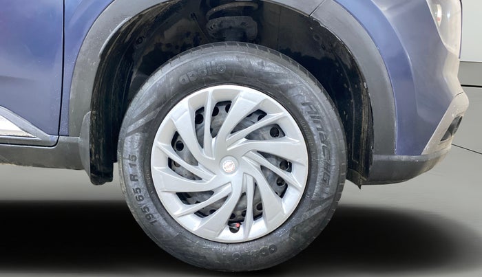 2021 Hyundai VENUE S+ 1.2, Petrol, Manual, 89,329 km, Right Front Wheel