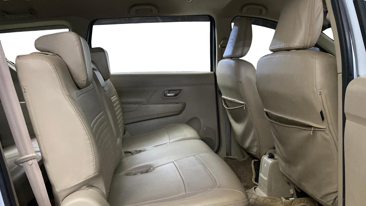 2022 Maruti Ertiga VXI SHVS, Petrol, Manual, 21,372 km, Right Side Rear Door Cabin