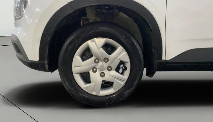 2020 Hyundai VENUE S 1.2, Petrol, Manual, 62,853 km, Left Front Wheel