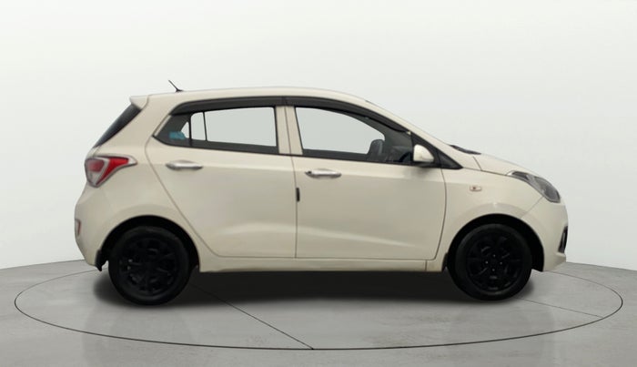2016 Hyundai Grand i10 MAGNA 1.2 KAPPA VTVT, Petrol, Manual, 50,232 km, Right Side View