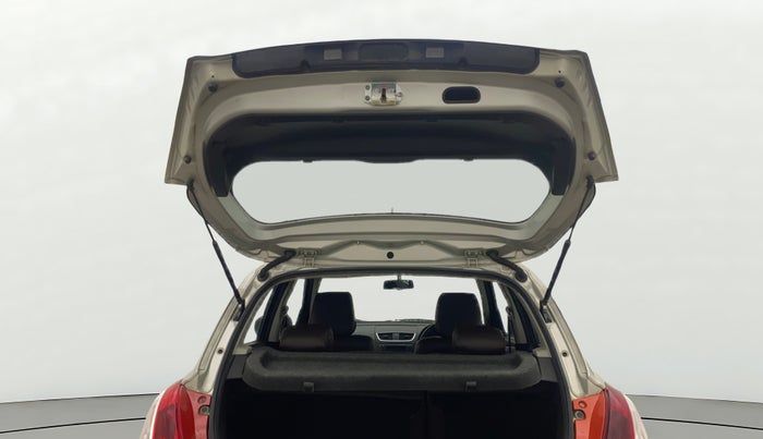 2015 Maruti Swift VXI, Petrol, Manual, 17,787 km, Boot Door Open