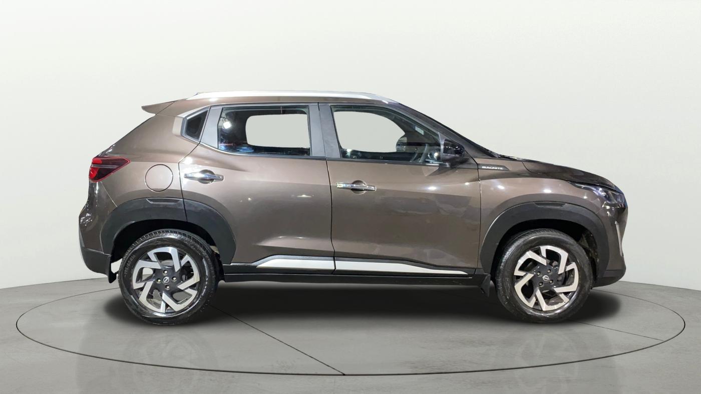 2023 Nissan MAGNITE XV MT, Petrol, Manual, 17,335 km, Right Side View